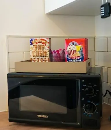 Apartment Cinema & Bien-etre La Douce Evasion *